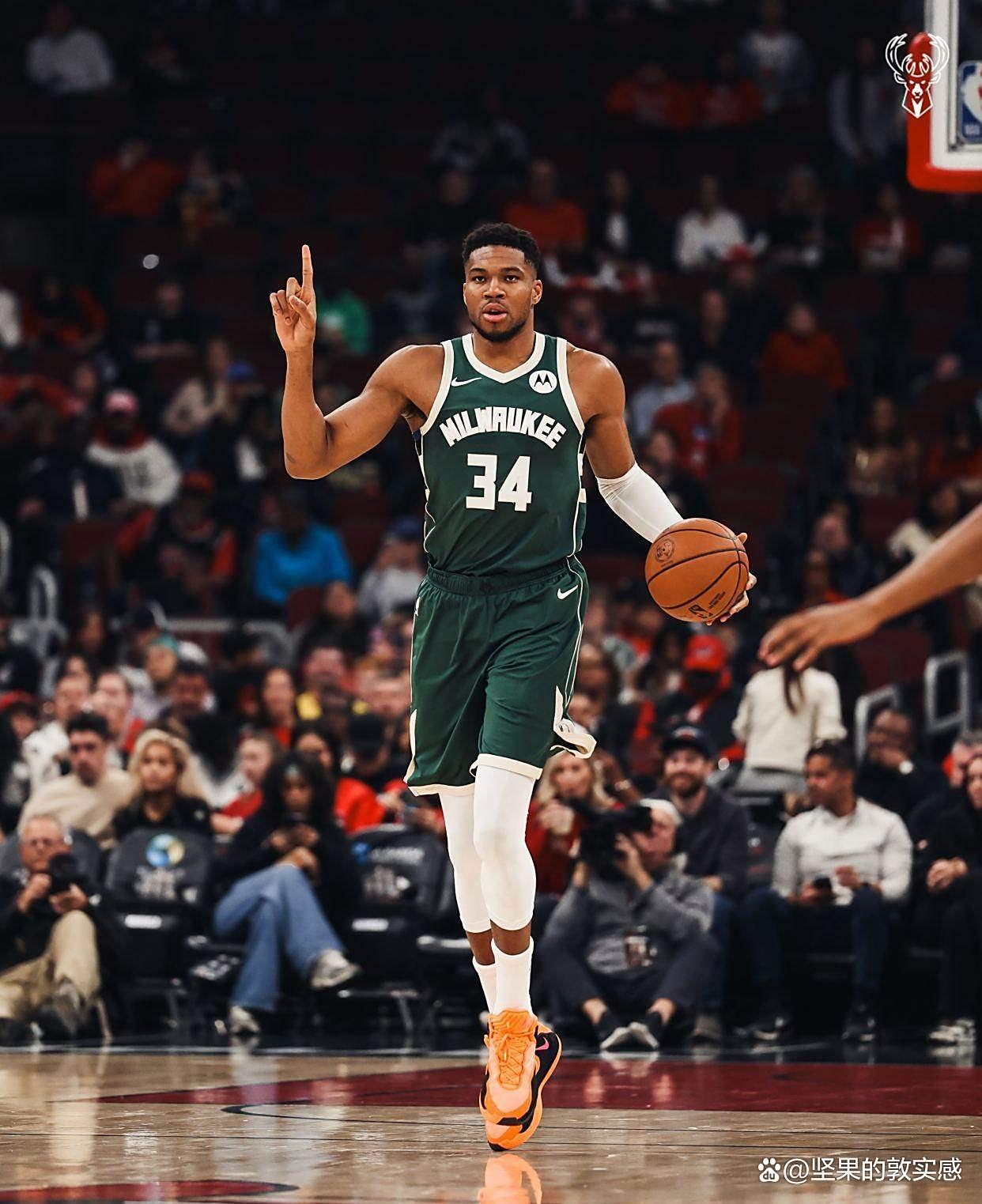 爱游戏体育-包含字母哥新星回归赛场表现惊艳，曼联未来可期！的词条